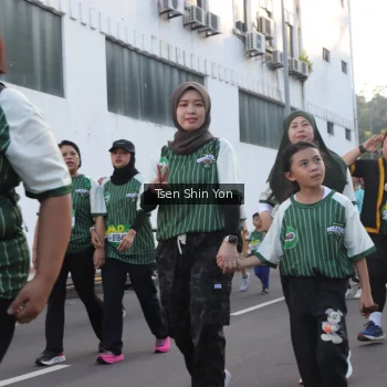 Runner Photo 1417512