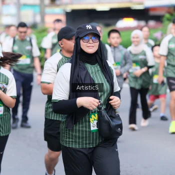 Runner Photo 1417637