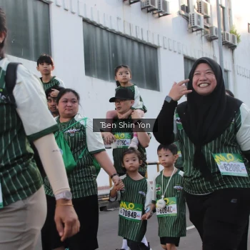 Runner Photo 1417699