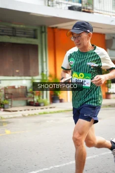 Runner Photo 1417724