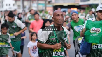Runner Photo 1417725