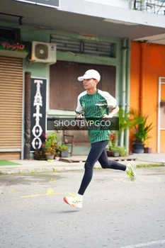 Runner Photo 1417764