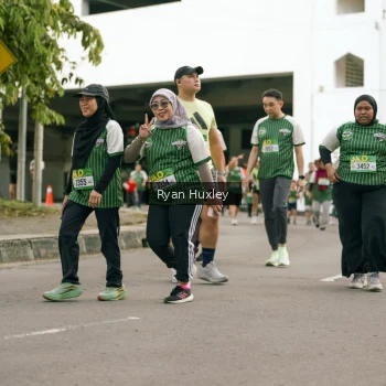 Runner Photo 1417860