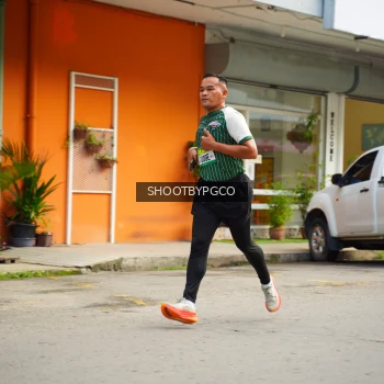 Runner Photo 1418086