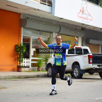 Runner Photo 1418105