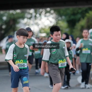 Runner Photo 1418124