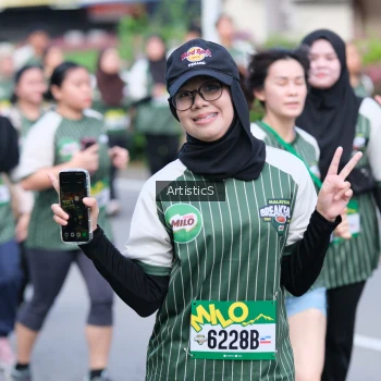 Runner Photo 1418248