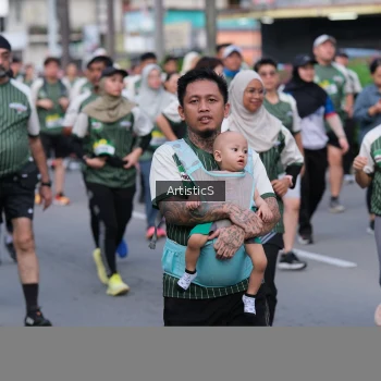 Runner Photo 1418257