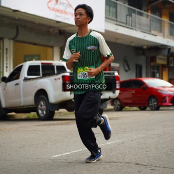 Runner Photo 1418774