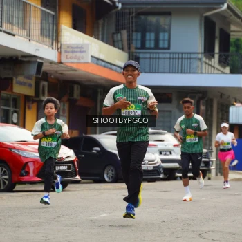 Runner Photo 1418996
