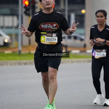 Runner Photo 1419405