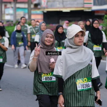 Runner Photo 1419641