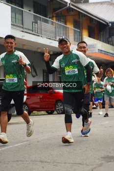 Runner Photo 1419846