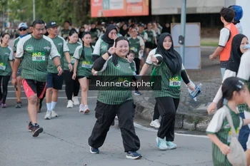 Runner Photo 1420058
