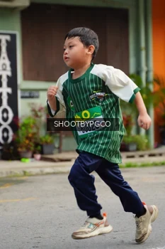 Runner Photo 1420061