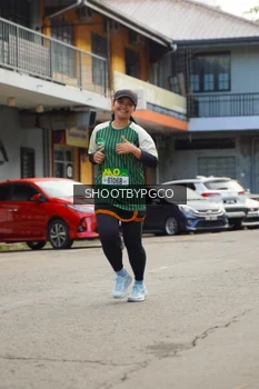Runner Photo 1420107
