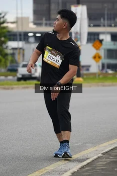 Runner Photo 1420311