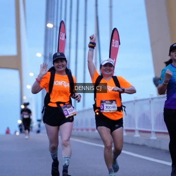 Runner Photo 1420343