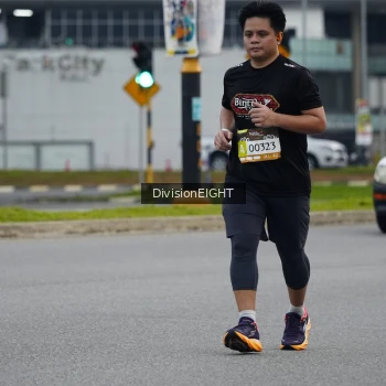 Runner Photo 1420385