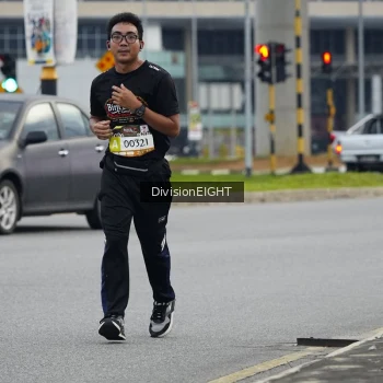 Runner Photo 1420408