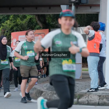 Runner Photo 1420901
