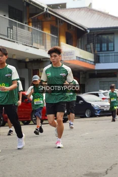 Runner Photo 1420928