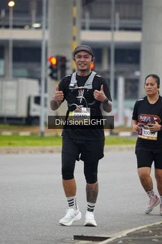 Runner Photo 1421179