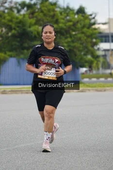 Runner Photo 1421219