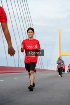 Runner Photo 1421543