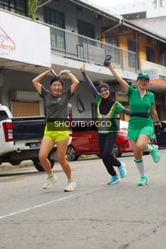 Runner Photo 1421583