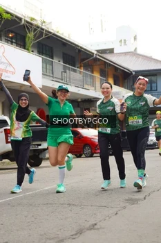 Runner Photo 1421609