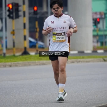 Runner Photo 1421628