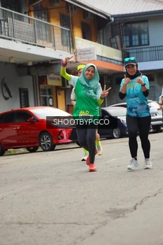 Runner Photo 1421641
