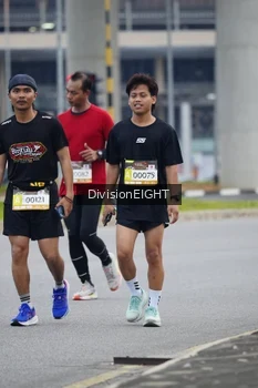 Runner Photo 1421711