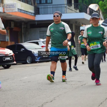 Runner Photo 1421816