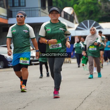 Runner Photo 1421819