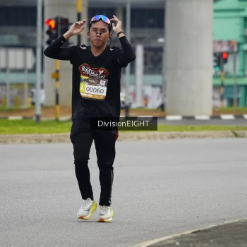 Runner Photo 1421865