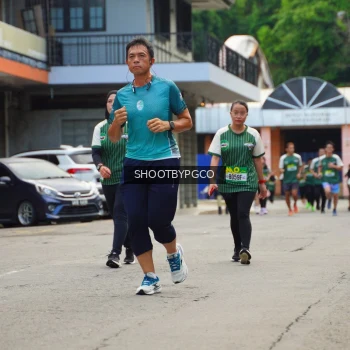 Runner Photo 1421895