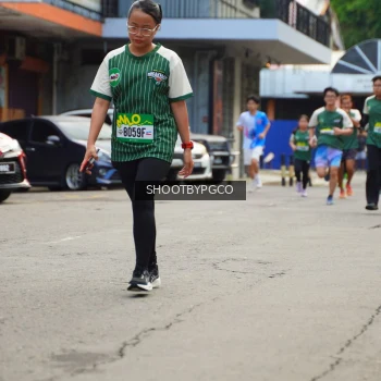 Runner Photo 1421916