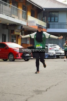 Runner Photo 1422024