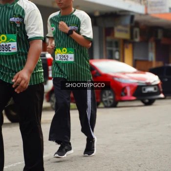 Runner Photo 1422109