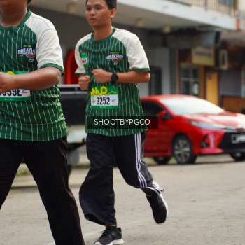 Runner Photo 1422121