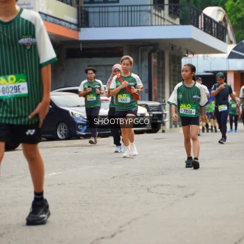 Runner Photo 1422130