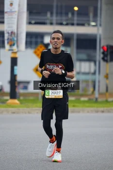 Runner Photo 1422133