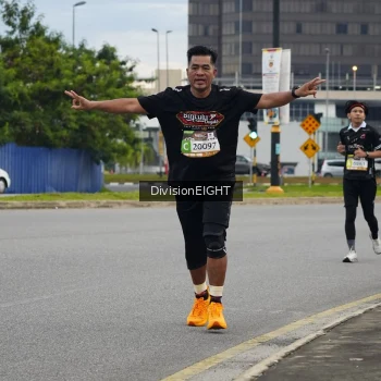Runner Photo 1422147