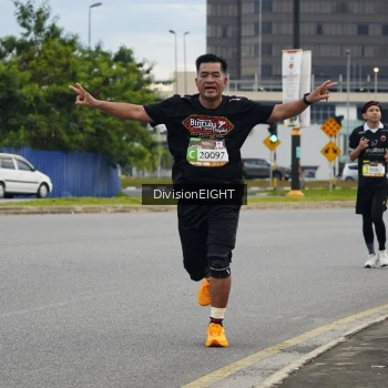 Runner Photo 1422149