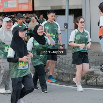 Runner Photo 1422391
