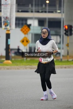 Runner Photo 1422408