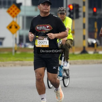 Runner Photo 1422437