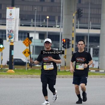 Runner Photo 1422603